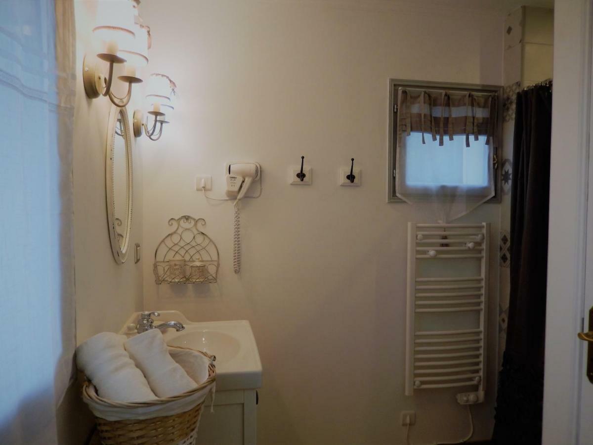 Réau ラ コルドネリー ド レオ Bed & Breakfast エクステリア 写真
