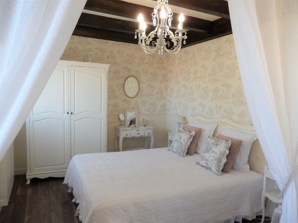 Réau ラ コルドネリー ド レオ Bed & Breakfast エクステリア 写真